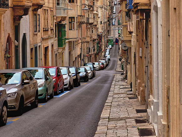 Valletta - Old Mint St
