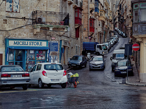 Valletta - Triq Marsamxett St
