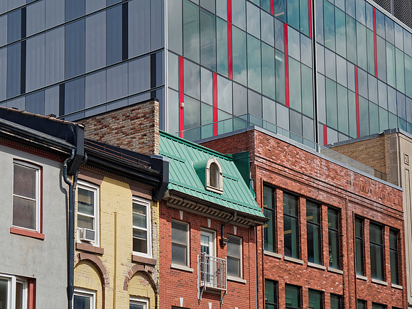London - Dundas St