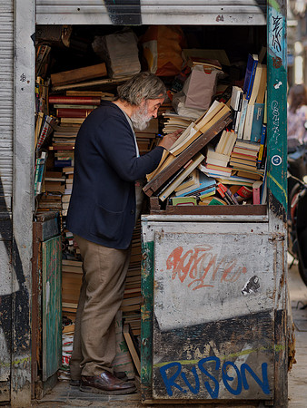 Ciutat Vella- Bookseller
